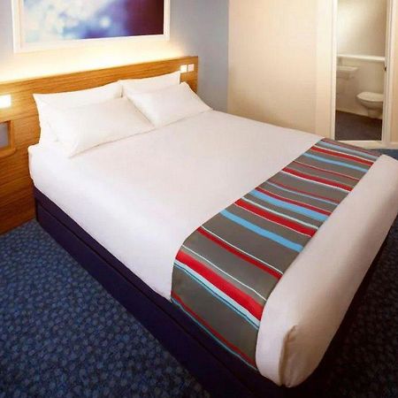 แทรเวลลอดจ์ ลอนดอน เทดดิงตัน Hotel ภายนอก รูปภาพ