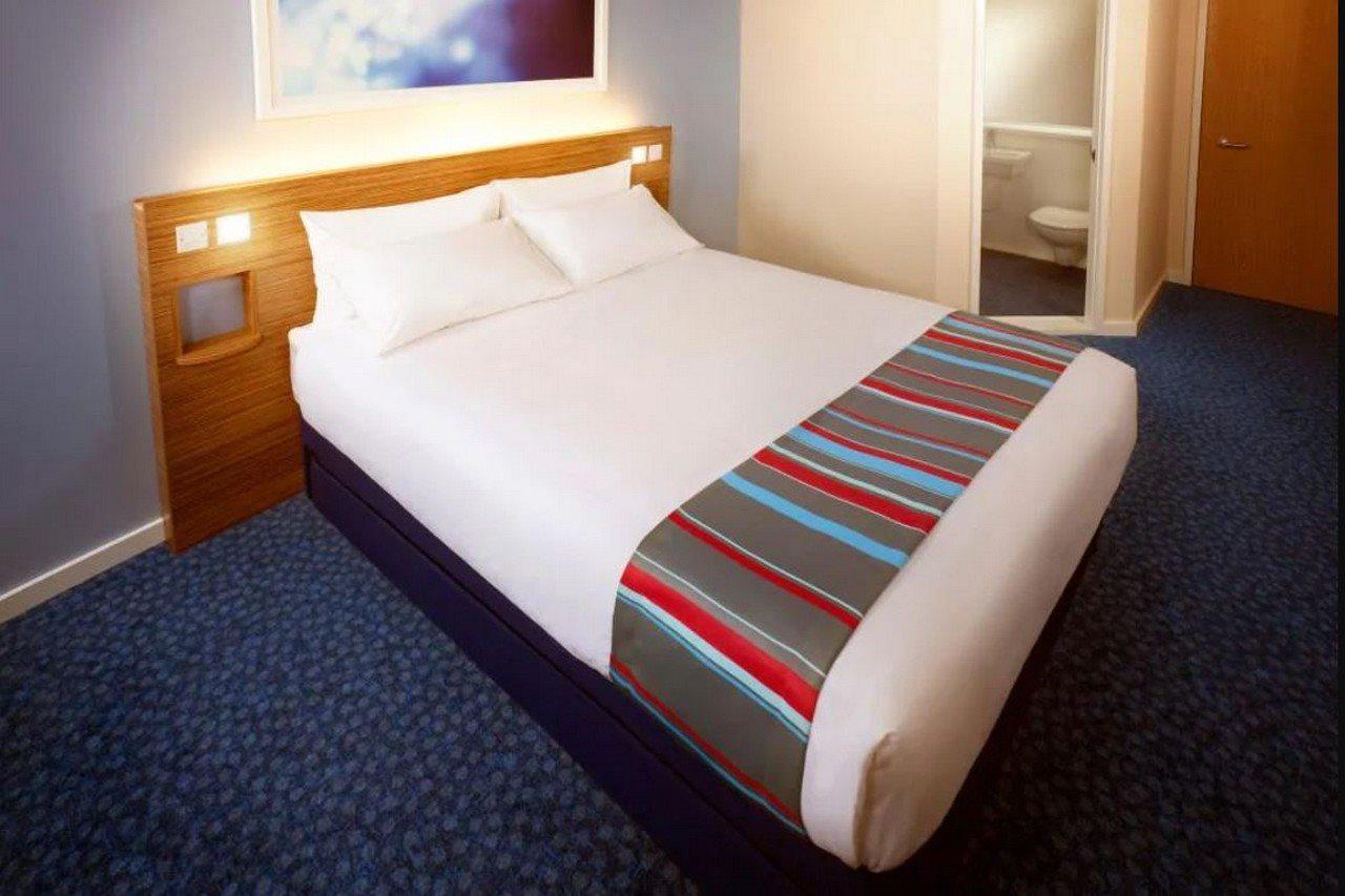 แทรเวลลอดจ์ ลอนดอน เทดดิงตัน Hotel ภายนอก รูปภาพ