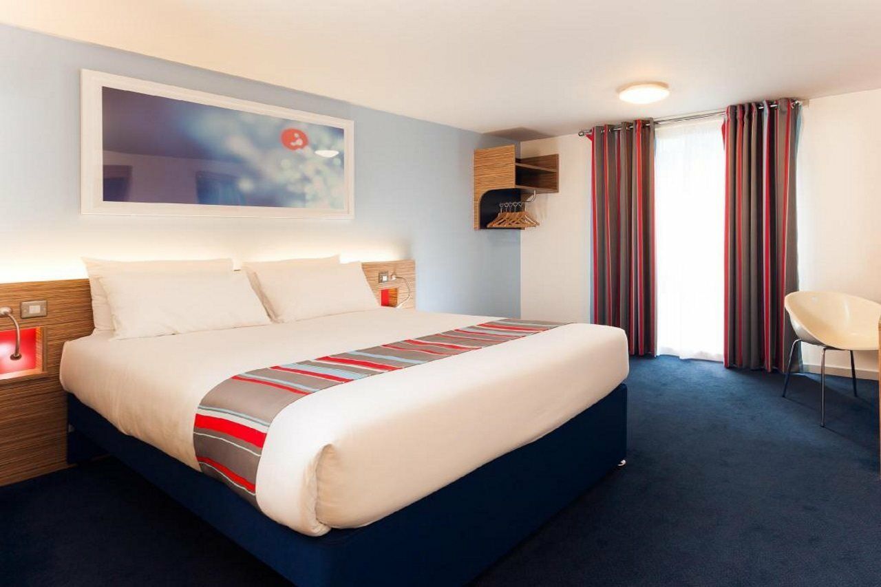 แทรเวลลอดจ์ ลอนดอน เทดดิงตัน Hotel ภายนอก รูปภาพ